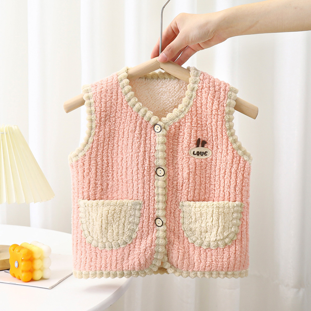New Kids Vest Baby Vest Medium - Baby Clothing For Sleep のレビューと価格